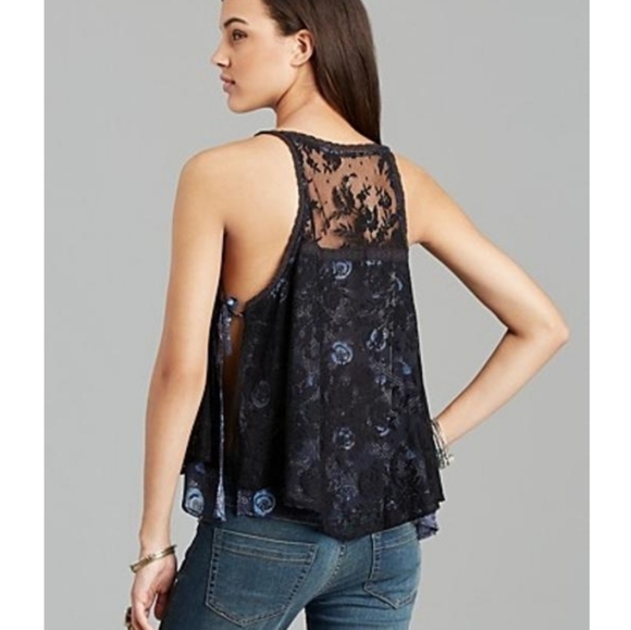 Black Miss Mackenzie tank Blouse - Picture 2 of 7